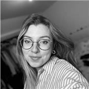 Etudiante en droit ayant de l’expérience en école primaire suite à un service civique je vous propose mon aide